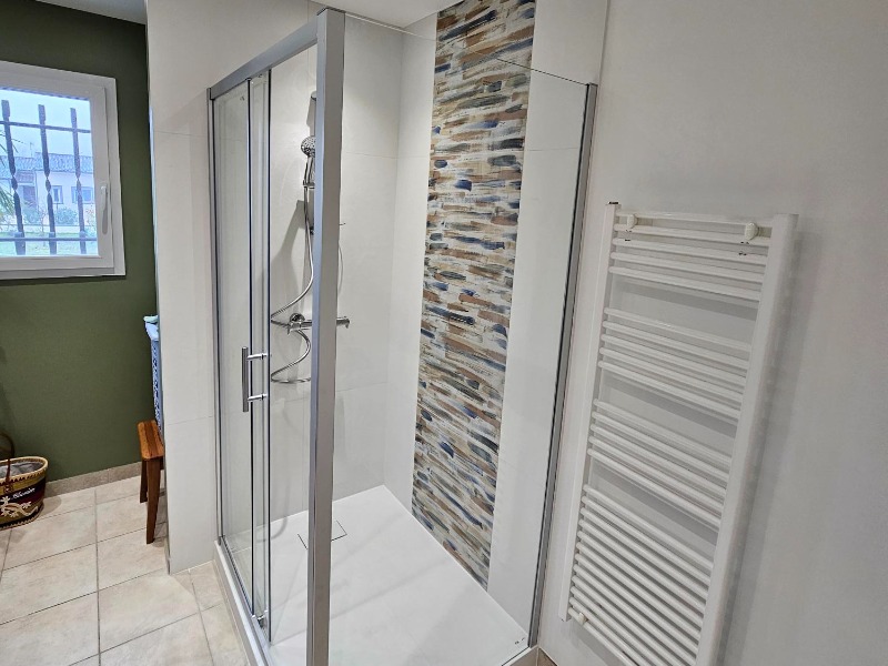 Création et pose de salle de bains sur mesure_2
